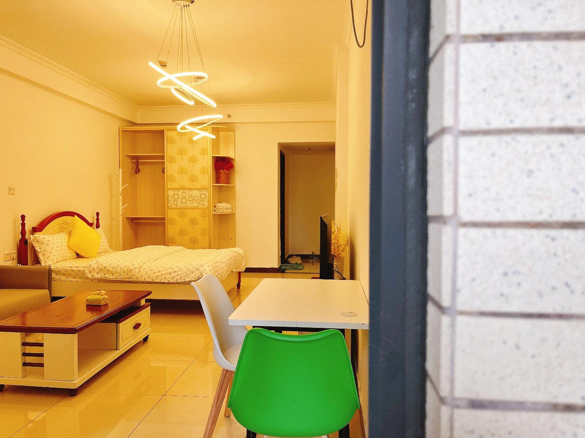 Lan House Youth Apartment Гуанчжоу Екстер'єр фото