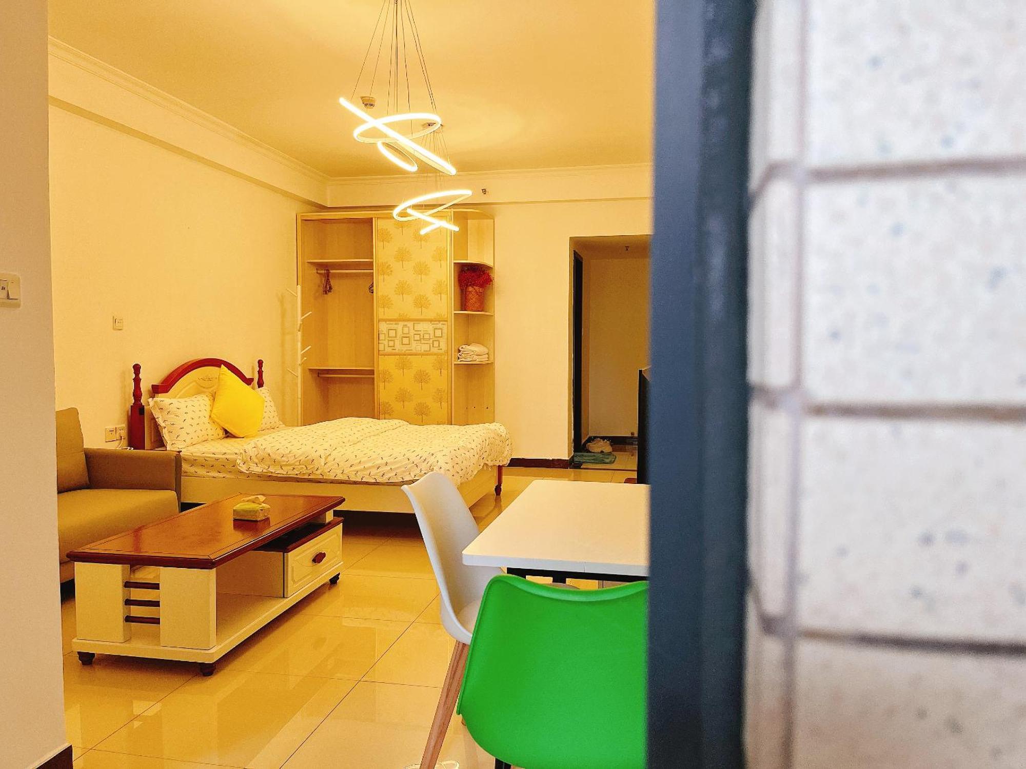 Lan House Youth Apartment Гуанчжоу Екстер'єр фото